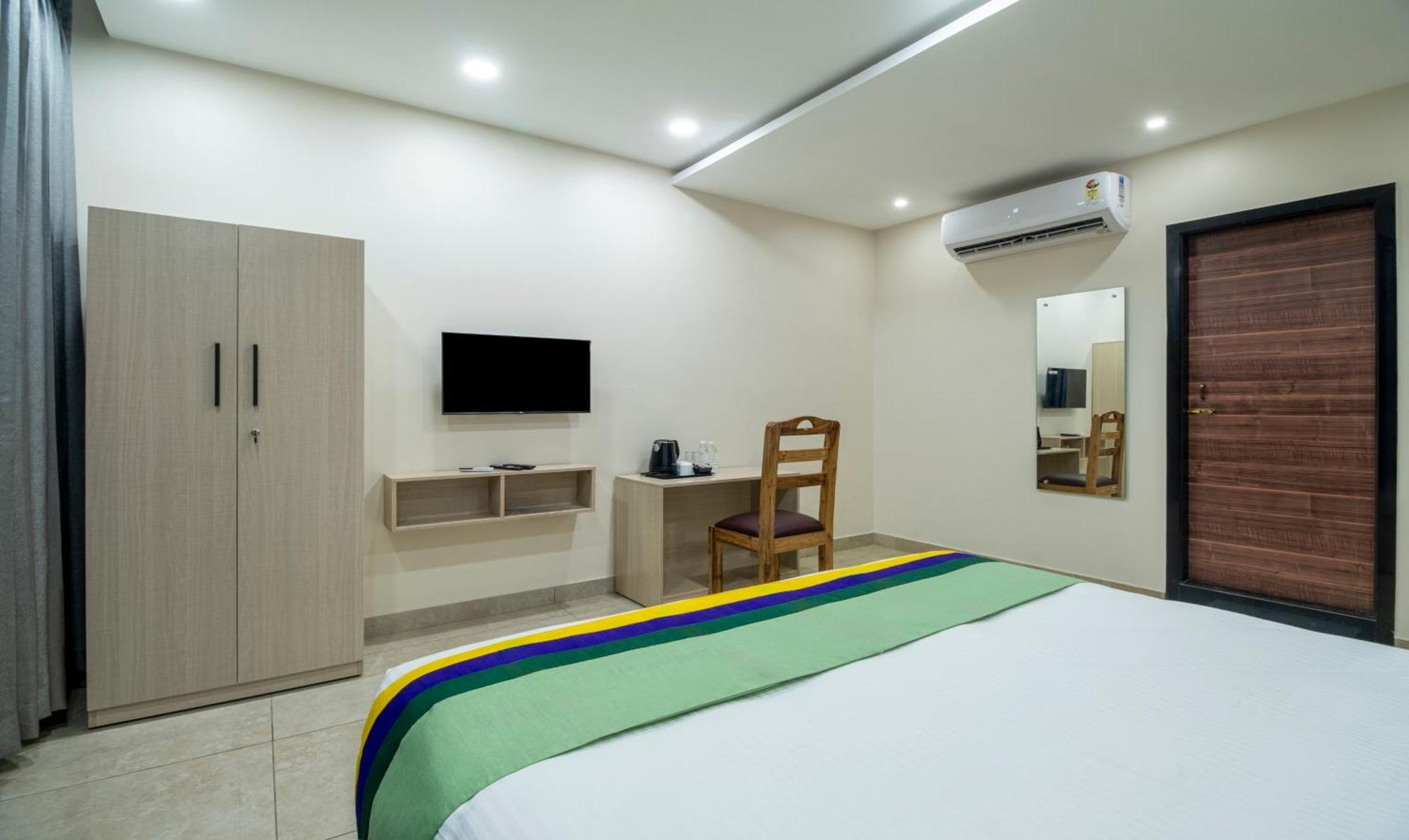 Hotel Treebo Sea Heights Kākināda Zewnętrze zdjęcie
